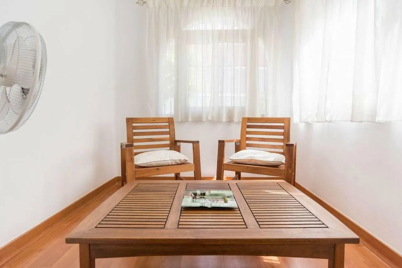 Apartamento Milagros 110 M2 Malaga 0*,  Spain